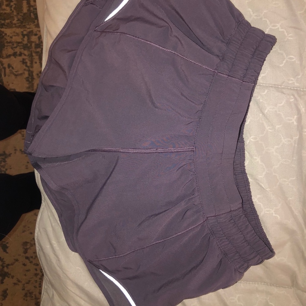 Lululemon hotty hot shorts 2.5 inch inseam